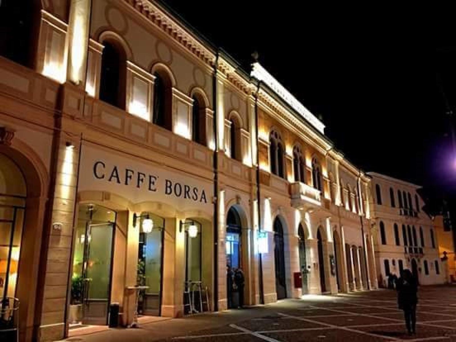 Lo storico Caff&egrave; Borsa, in centro a Rovigo