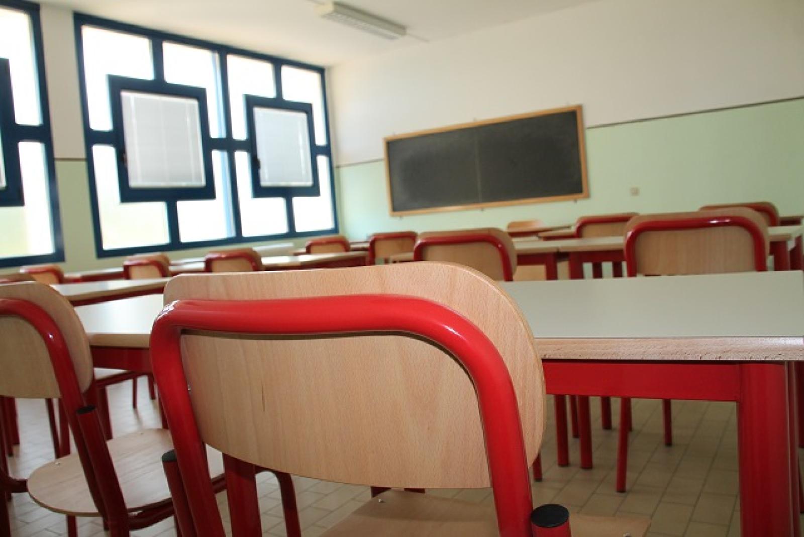 Confermato: "Scuole chiuse sino a met&agrave; marzo"