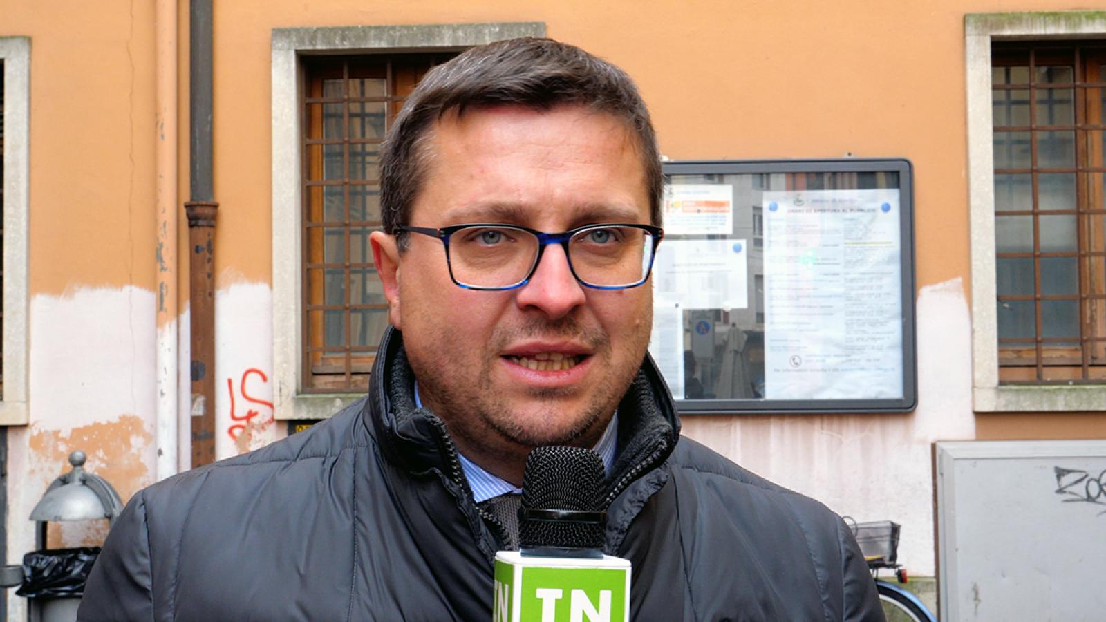 "Anche il Comune pu&ograve; fare la propria parte, sindaco, se ci siete battete un colpo"