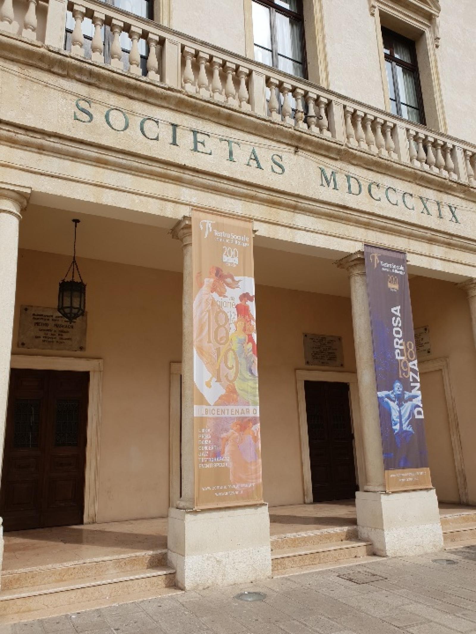 Con &ldquo;Il paese dei campanelli&rdquo; torna l'operetta  a teatro