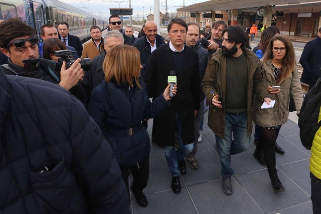 Matteo Renzi Rovigo Stazione dei Treni 5