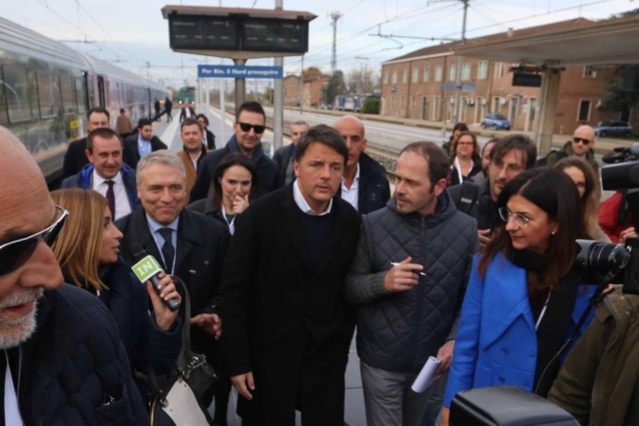 Matteo Renzi Rovigo Stazione dei Treni 7