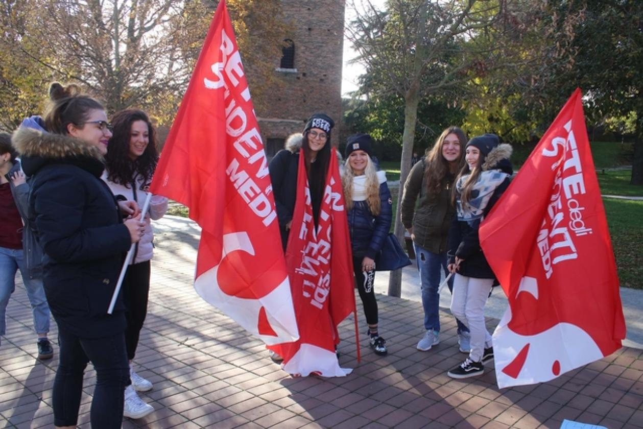 Rete degli Studenti Sciopero Piazza Matteotti 3