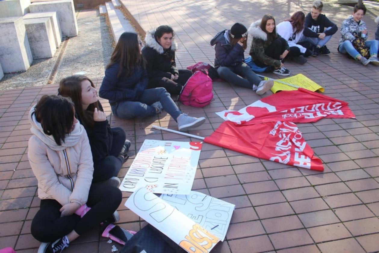 Rete degli Studenti Sciopero Piazza Matteotti