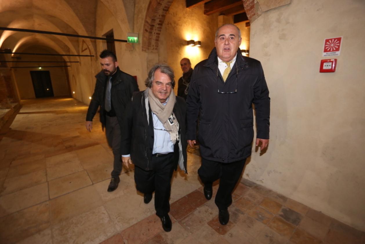 Brunetta (10)