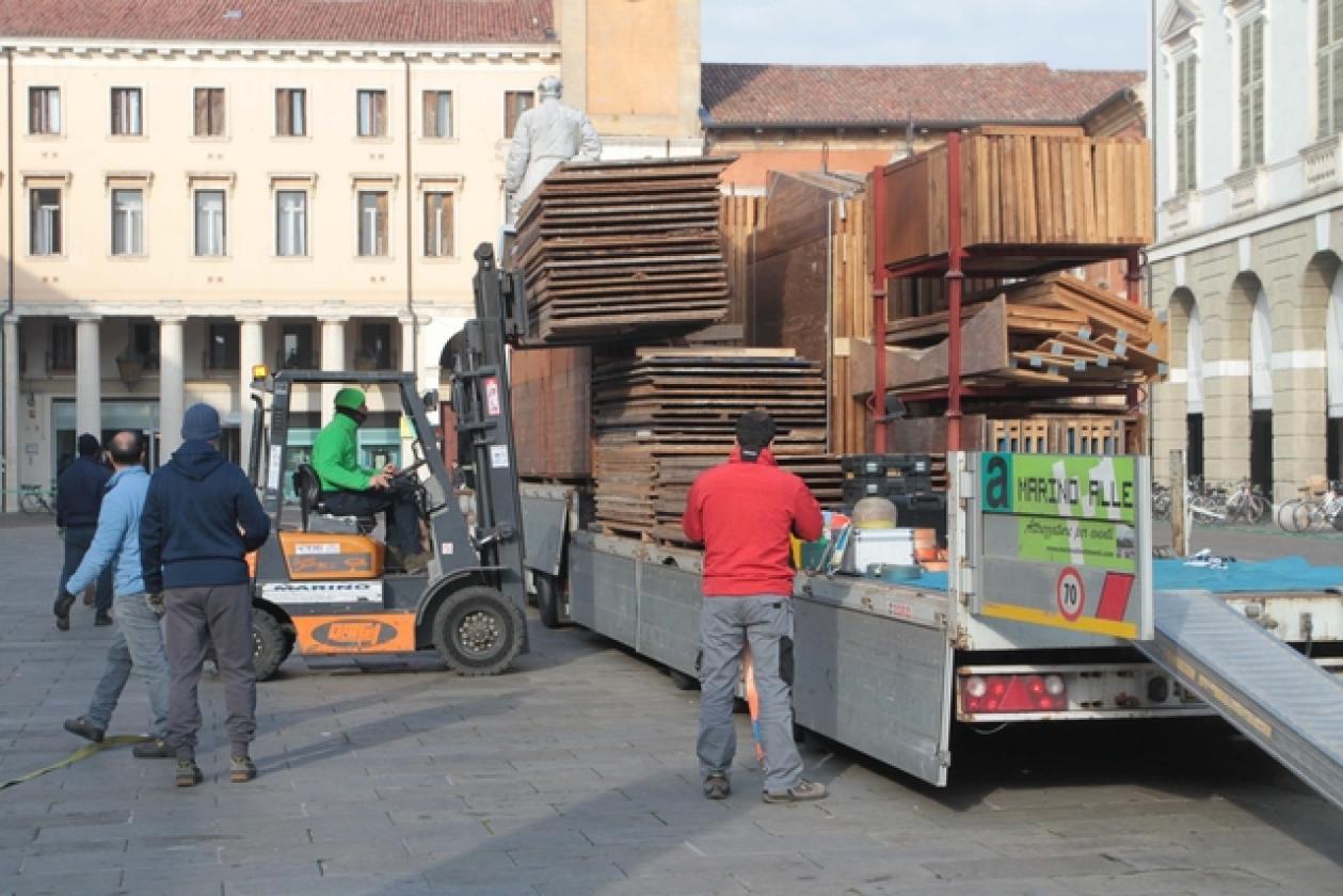 Casette di Natale Piazza Vittorio 3