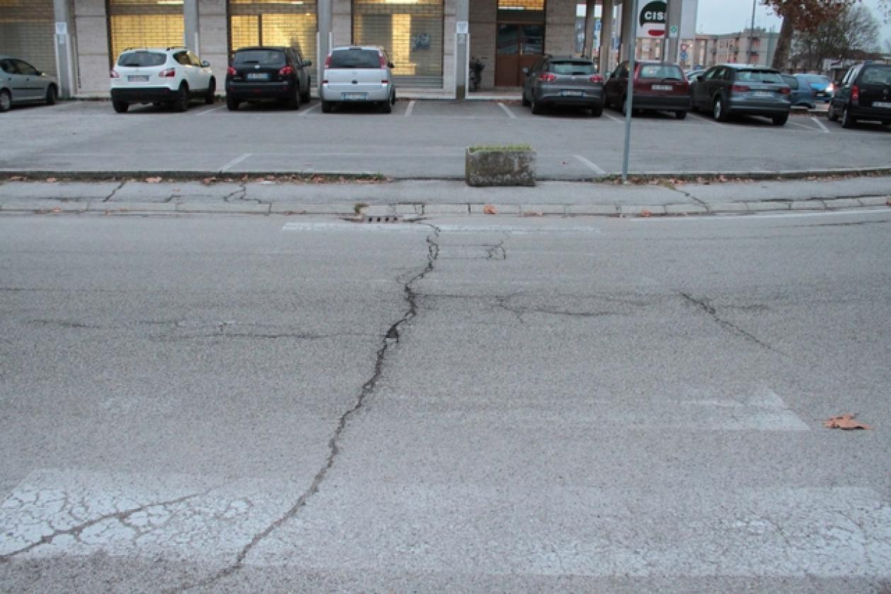 Via de Polzer Striscie Pedonali 2