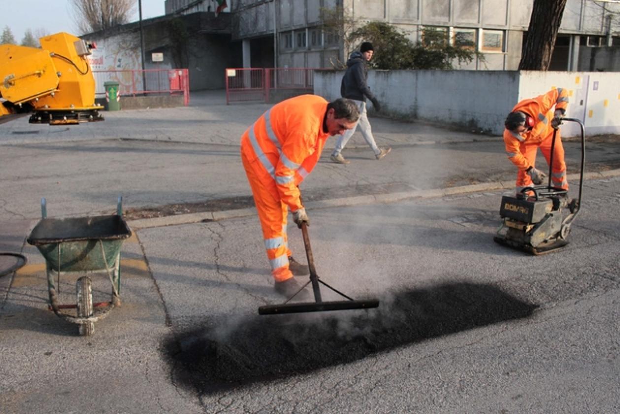 Street Print Asfalto Buche 13