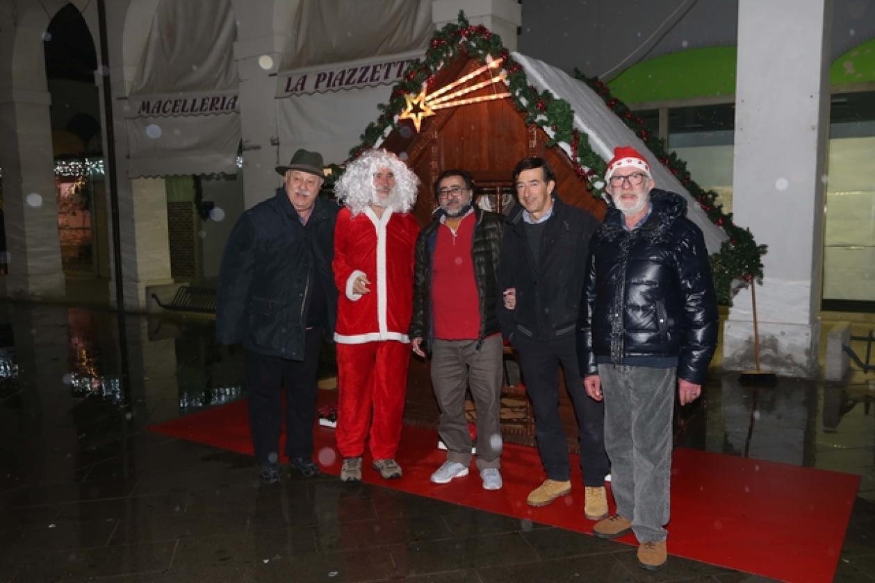 Piazza Annonaria Casa di Babbo Natale 5