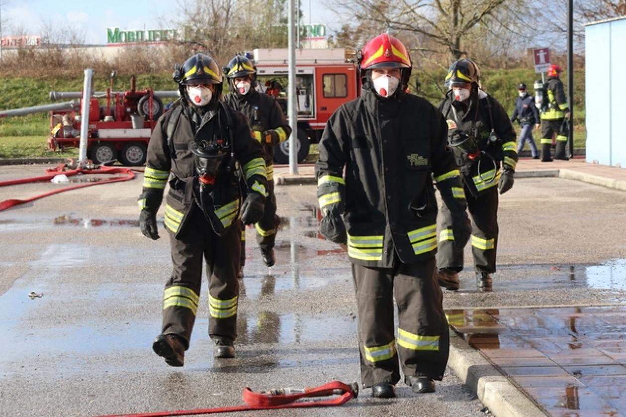 Incendio New Look Market Cinergia La Fattoria (9)