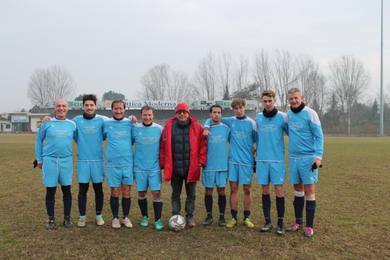 Parte della squadra azzurra con mister Rosestolato