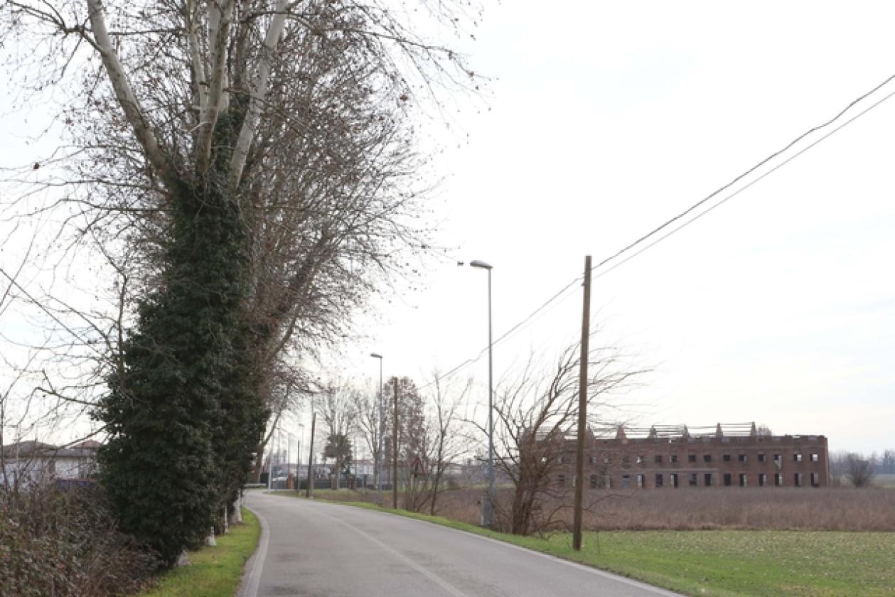 Buso Via Ippolito Nievo 2