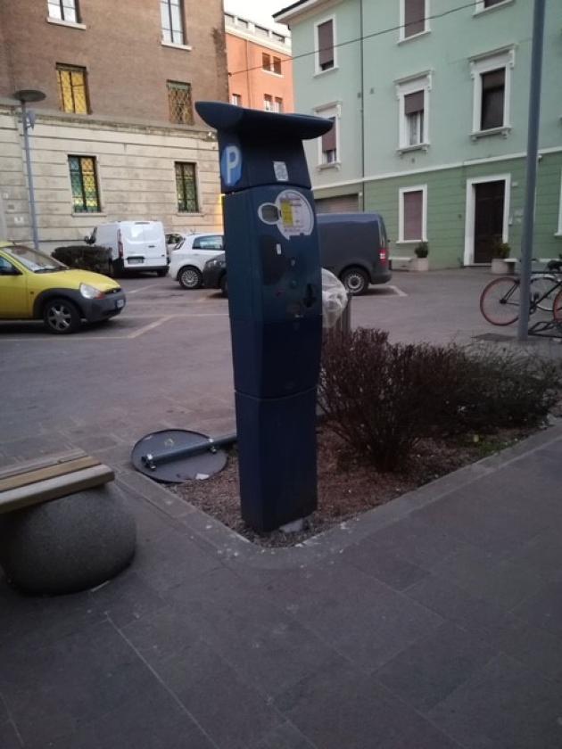 parchimetro piazzetta cafarratti
