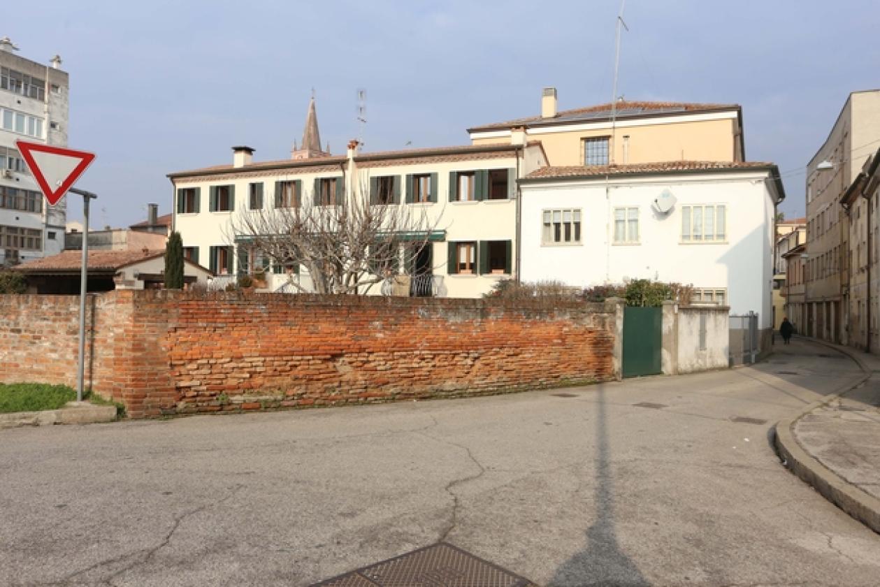 Via Bortoloni