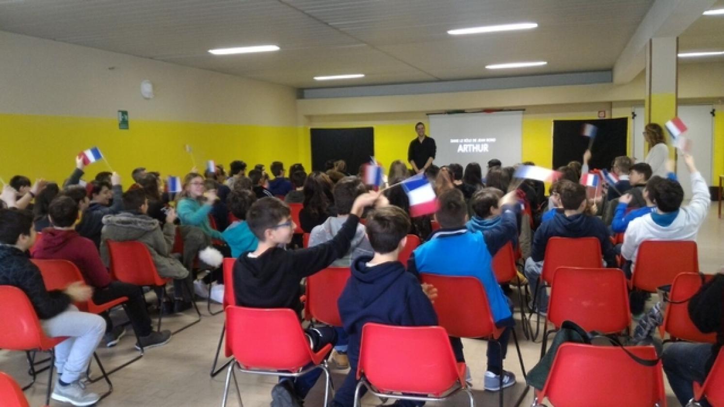 SCUOLA ADRIA 2 Alcuni momenti della recitazione (2