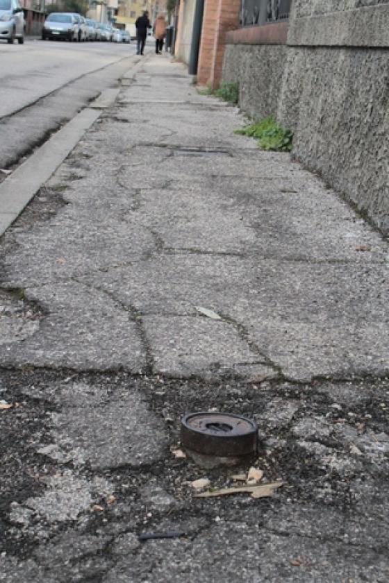 Via Piave buche 2