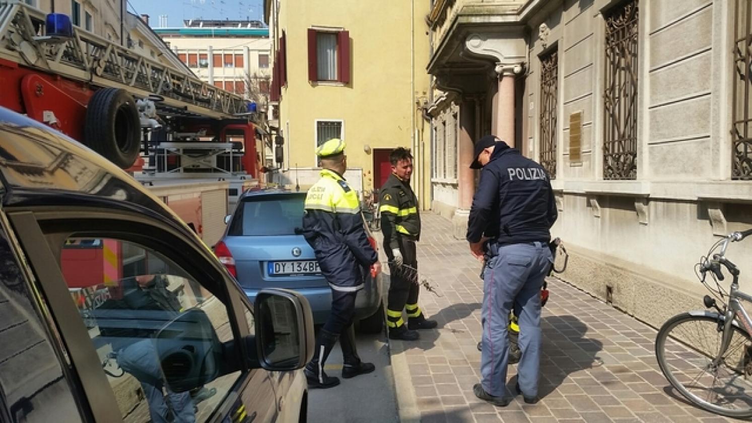 Via Celio pompieri (7)