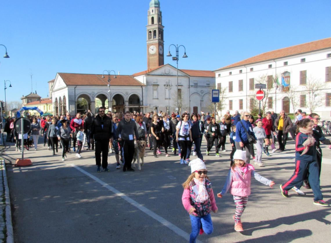 Il via della camminata