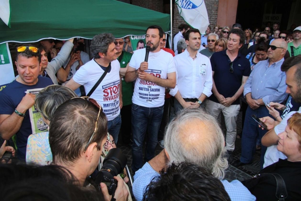Matteo Salvini Piazza Vittorio E.II 1