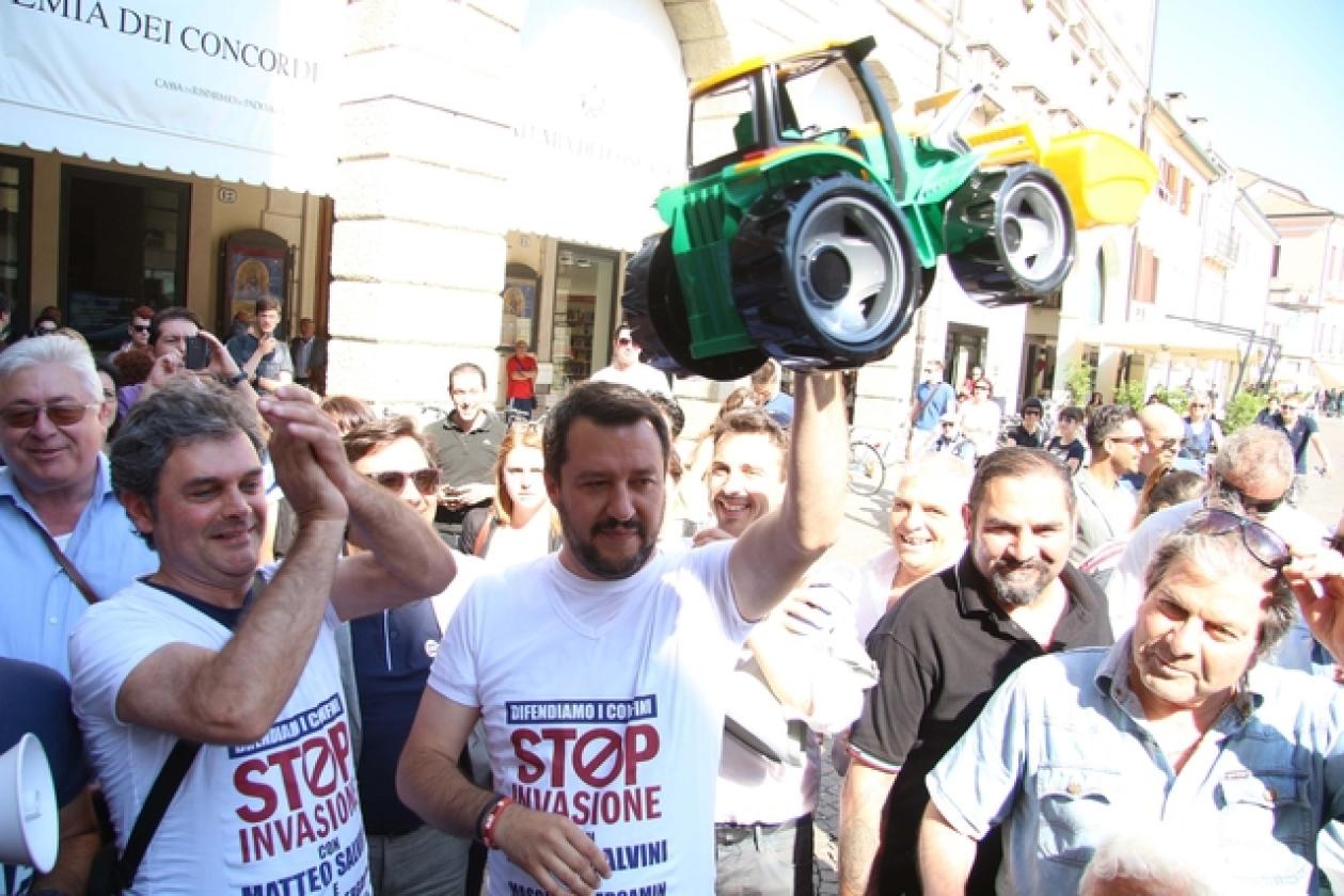 Matteo Salvini Piazza Vittorio E.II 4