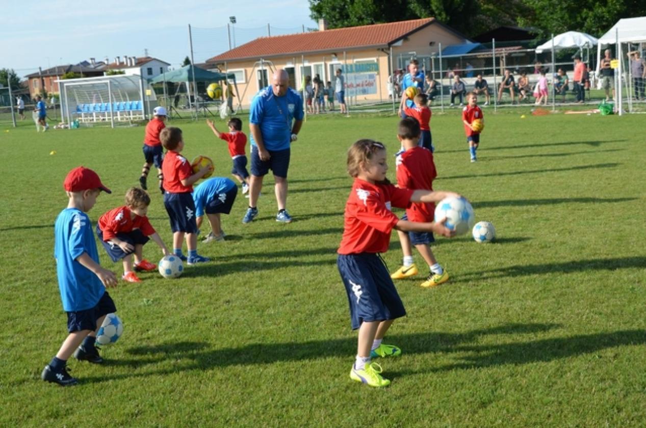 scuola calcio baricetta 2015 (10)