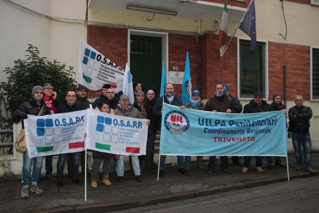Polizia Penitenziaria protesta
