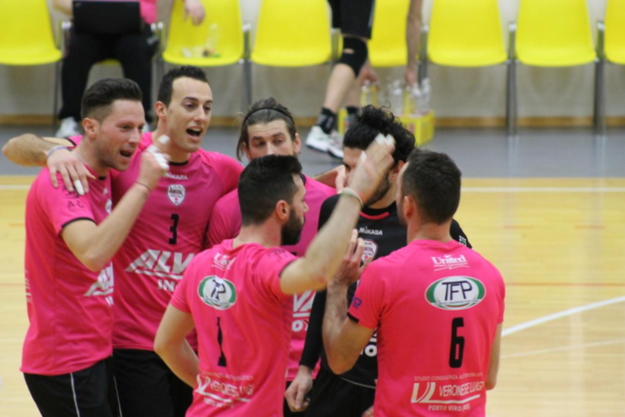 Alva Inox-Trebaseleghe volley f (3)