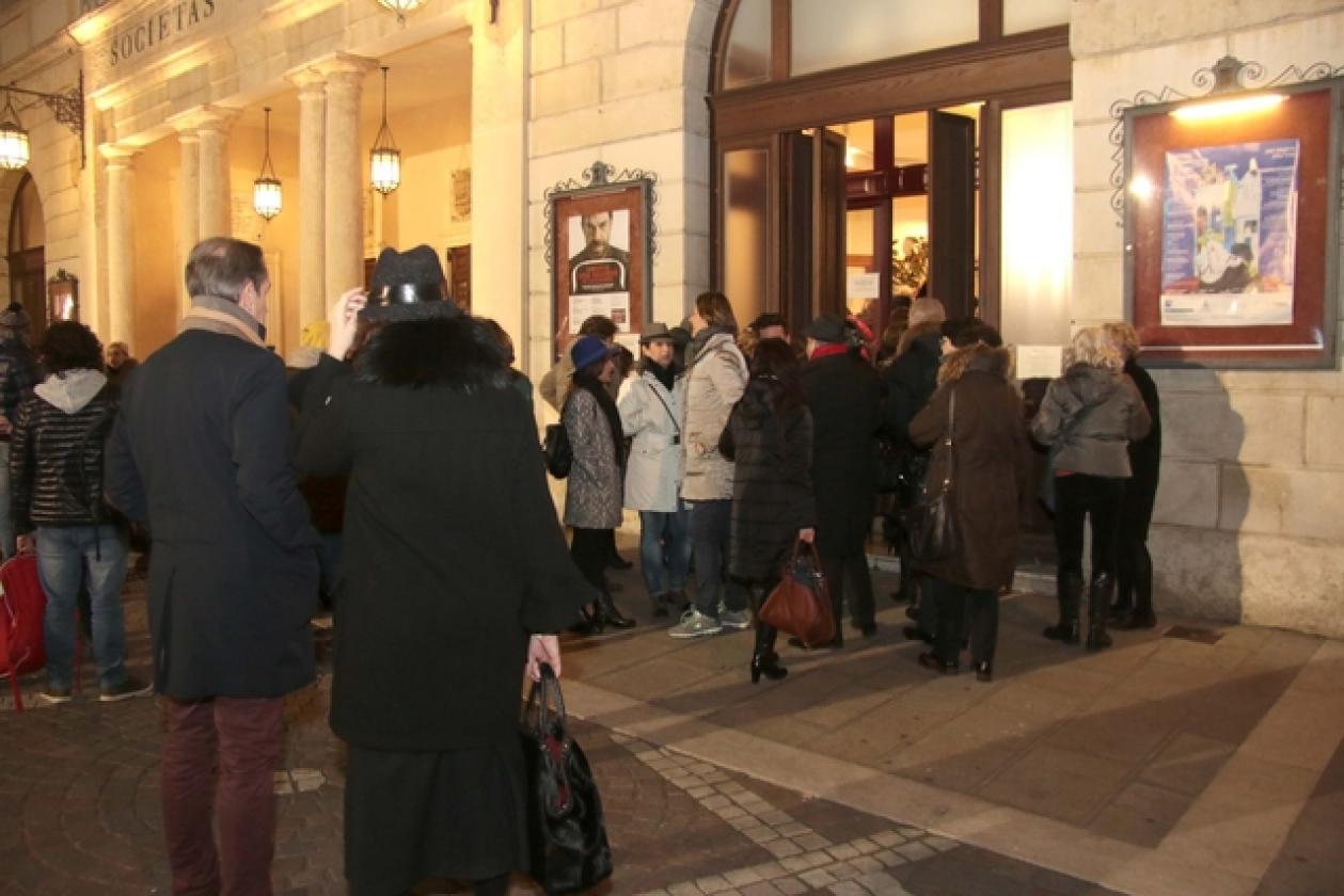 Teatro Sociale 9