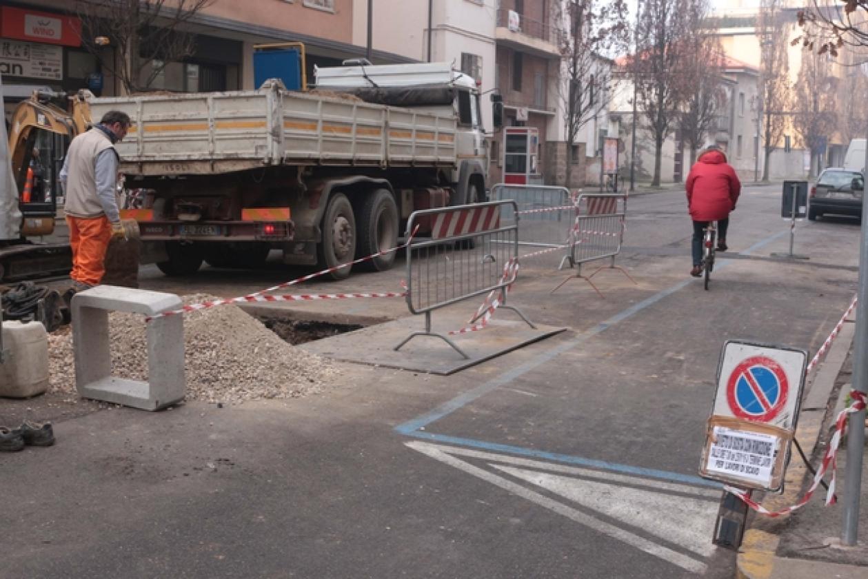 Corso del Popolo Buca (6)