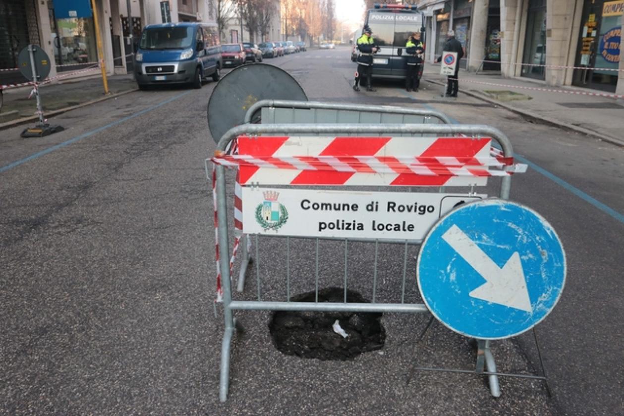 Corso del Popolo Buco 3
