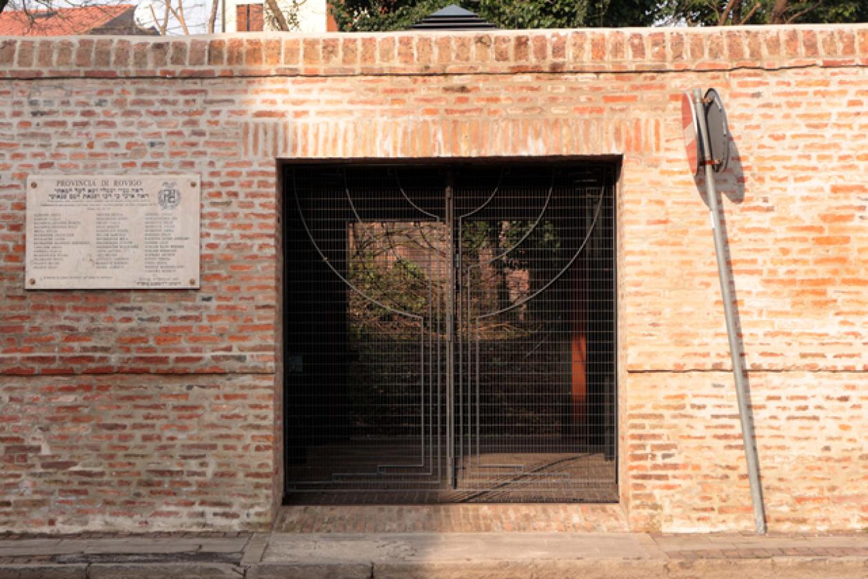 Cimitero degli Ebrei Via Mure 00