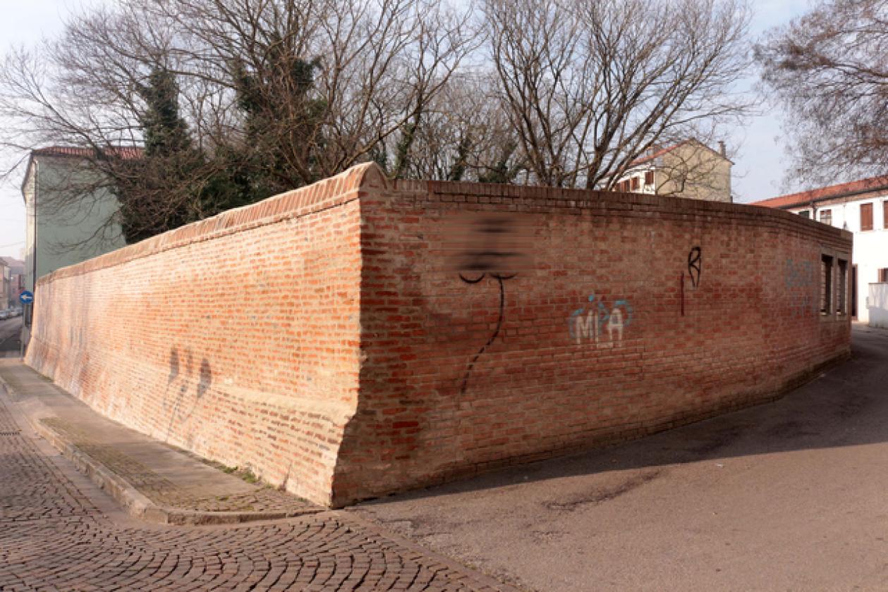 Cimitero degli Ebrei Via Mure 10