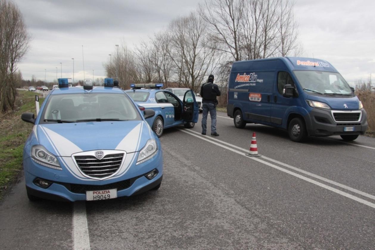 Polizia  posti di blocco 15