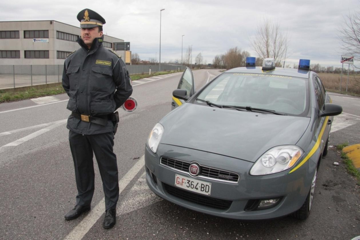 Guardia di Finanza posti di blocco 12
