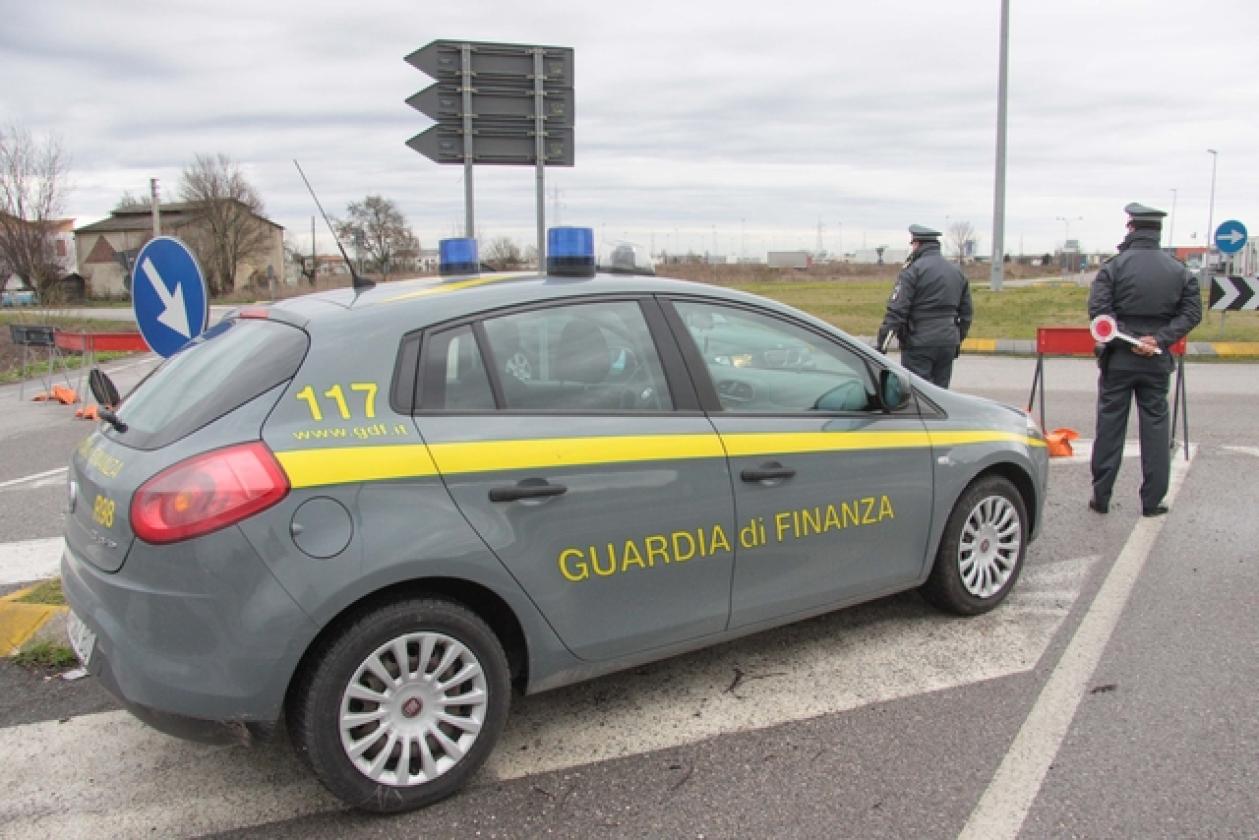 Guardia di Finanza posti di blocco 3