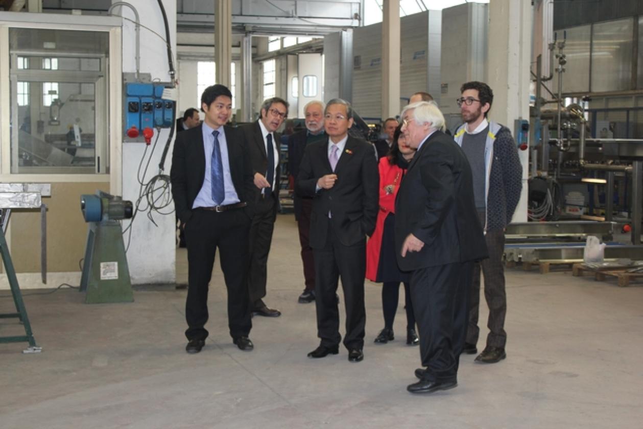Visita ambasciatore Vietnam Turatti srl Cavarzere 