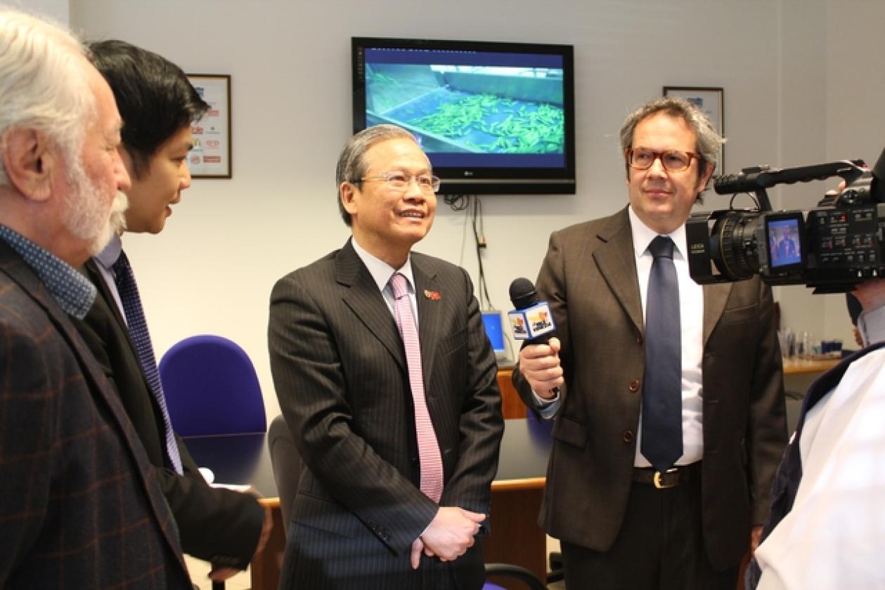 Visita ambasciatore Vietnam Turatti srl Cavarzere 