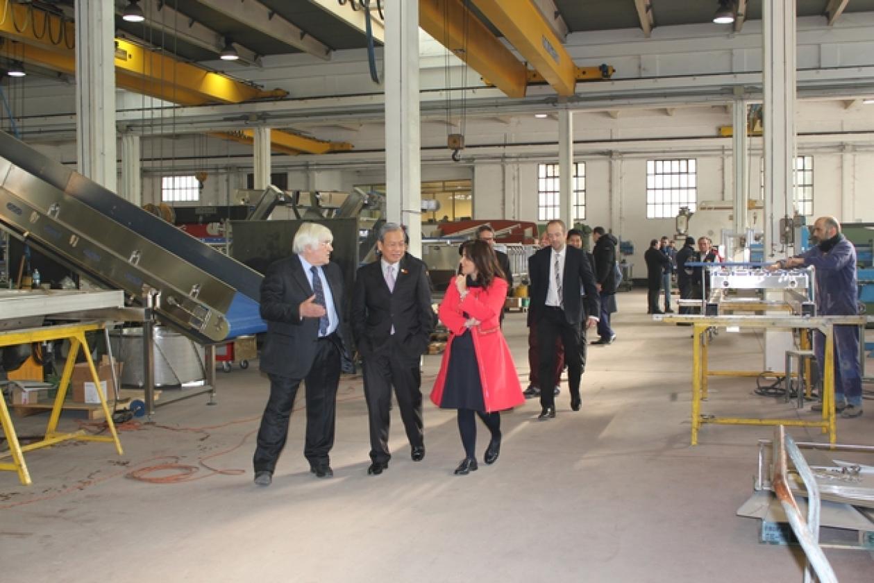 Visita ambasciatore Vietnam Turatti srl Cavarzere