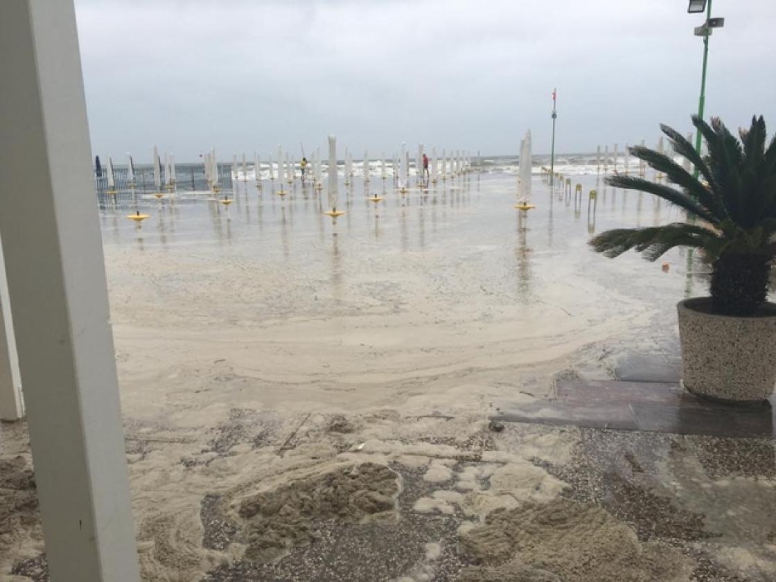 maltempo rosolina mare (1)