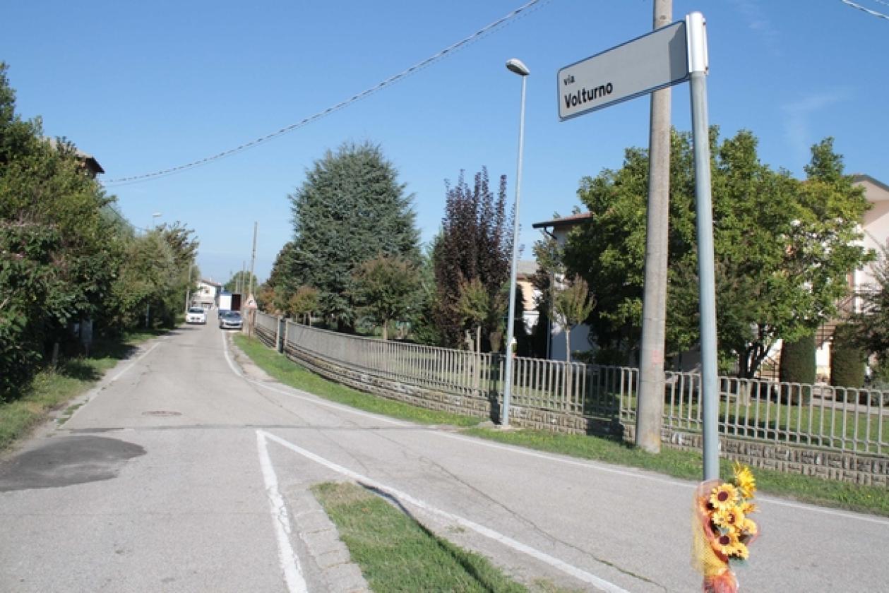Cassonetti Via Volturno Mardimago