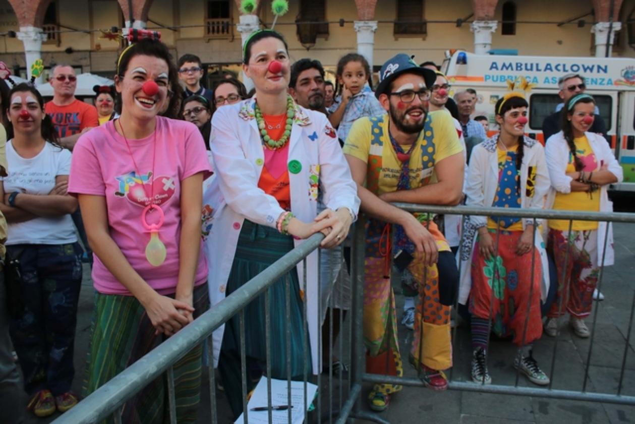 Dottor Clown Piazza 8