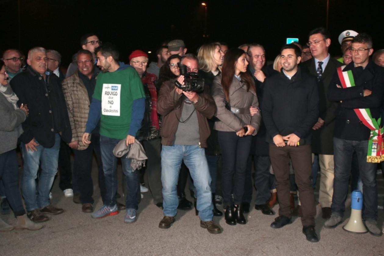 Dalla Vostra Parte Cavanella Po Massimo Barbujani 