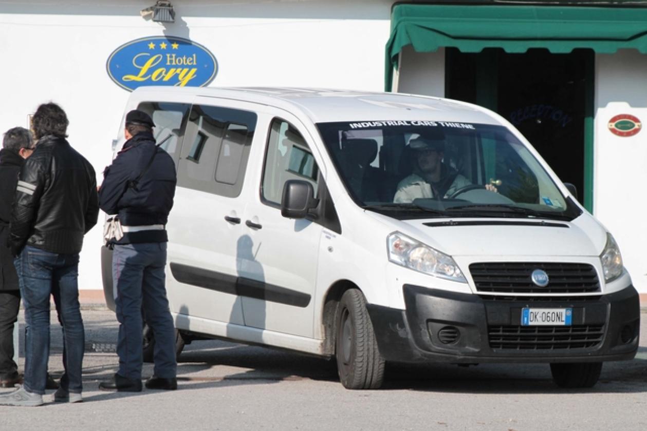 Hotel Lory Ficarolo Profughi 12