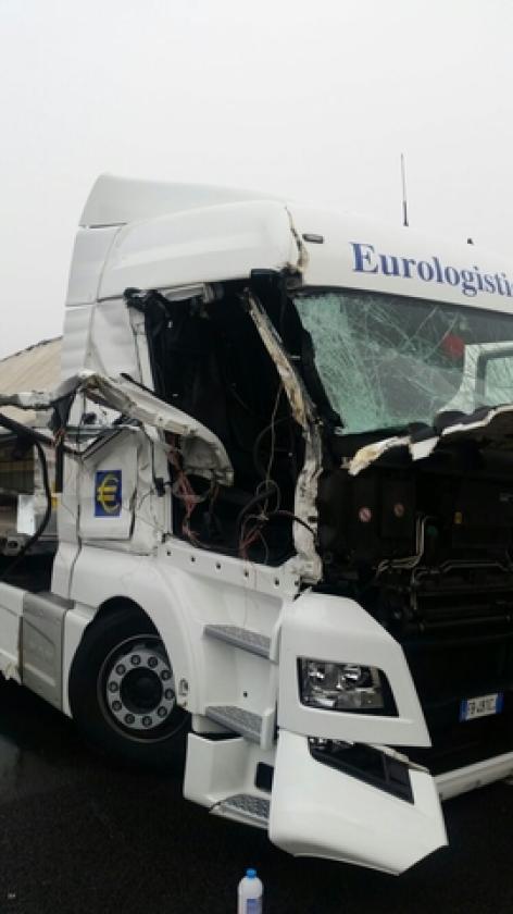 incidente in A13 occhiobello 1 (2)