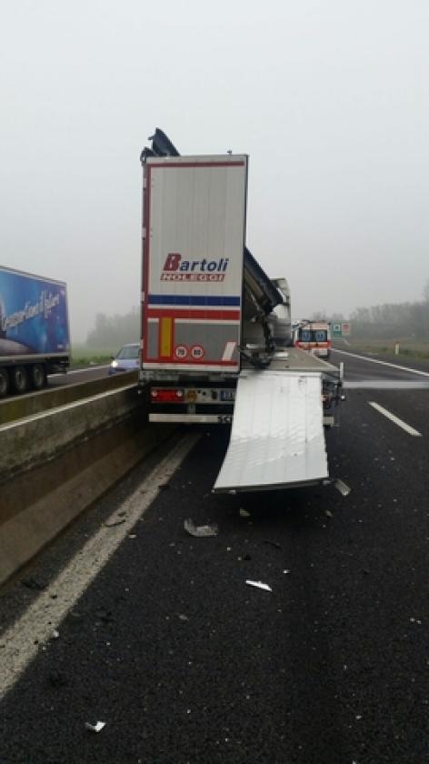 incidente in A13 occhiobello 1 (9)