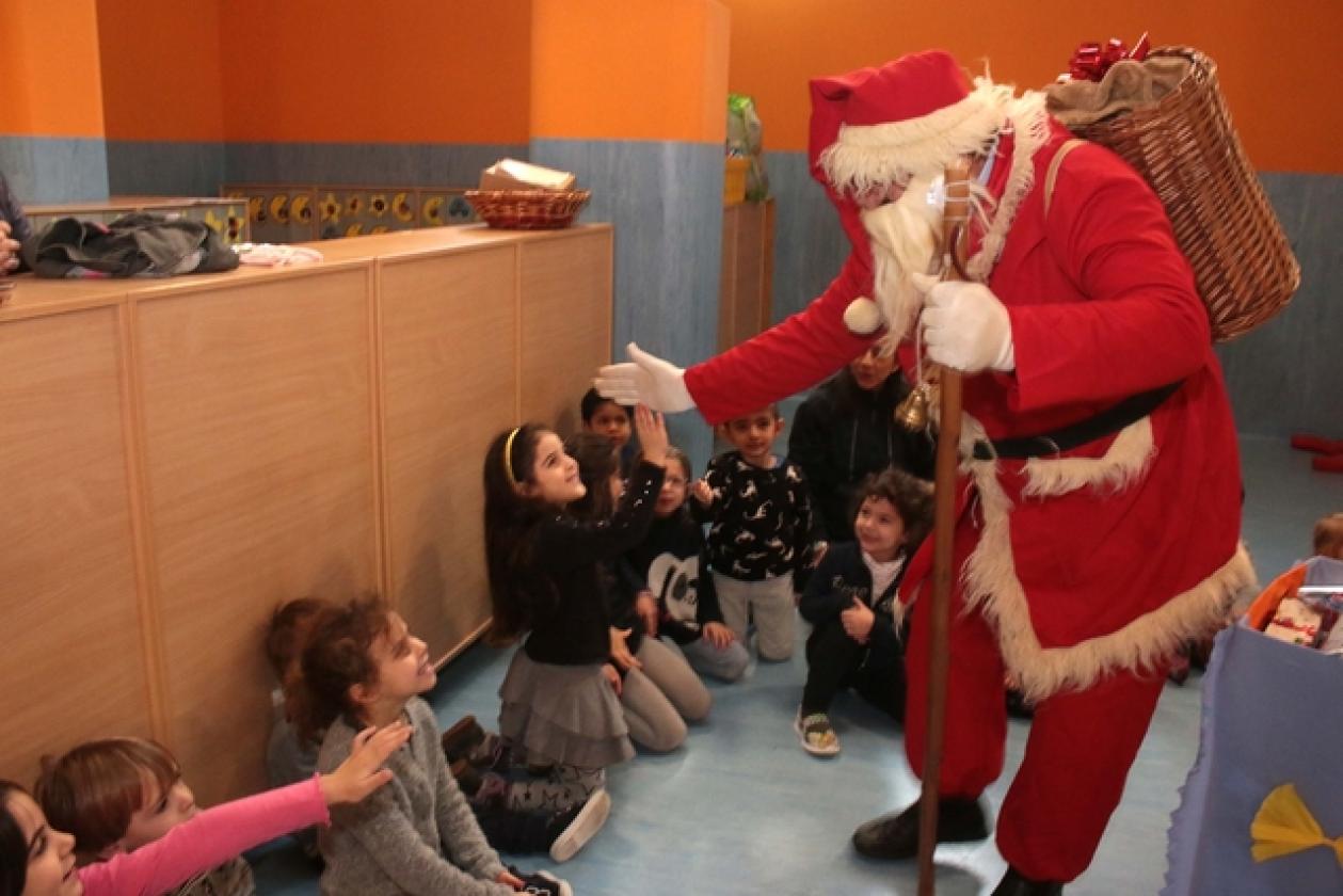 Scuola Sichirollo Babbo Natale 10