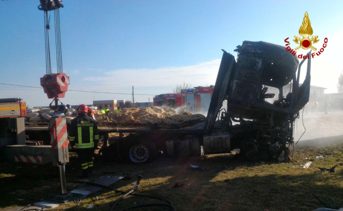Porto Viro incidente mortale romea foto pompieri (