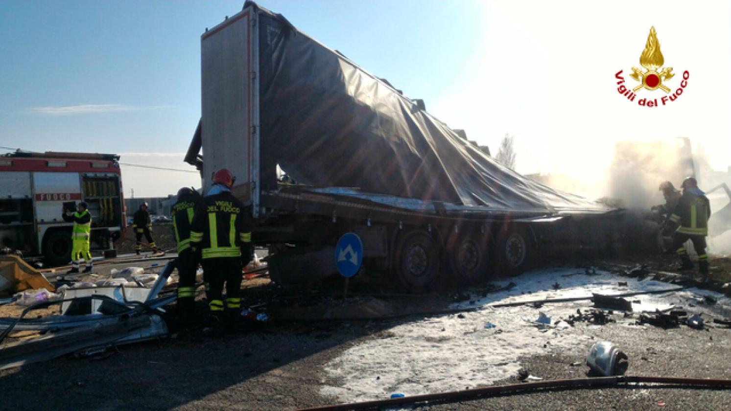 Porto Viro incidente mortale romea foto pompieri (