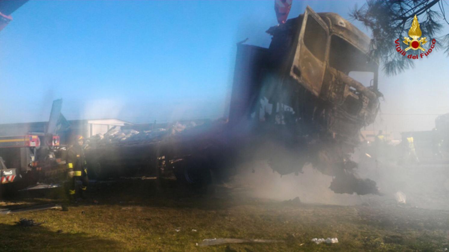 Porto Viro incidente mortale romea foto pompieri (