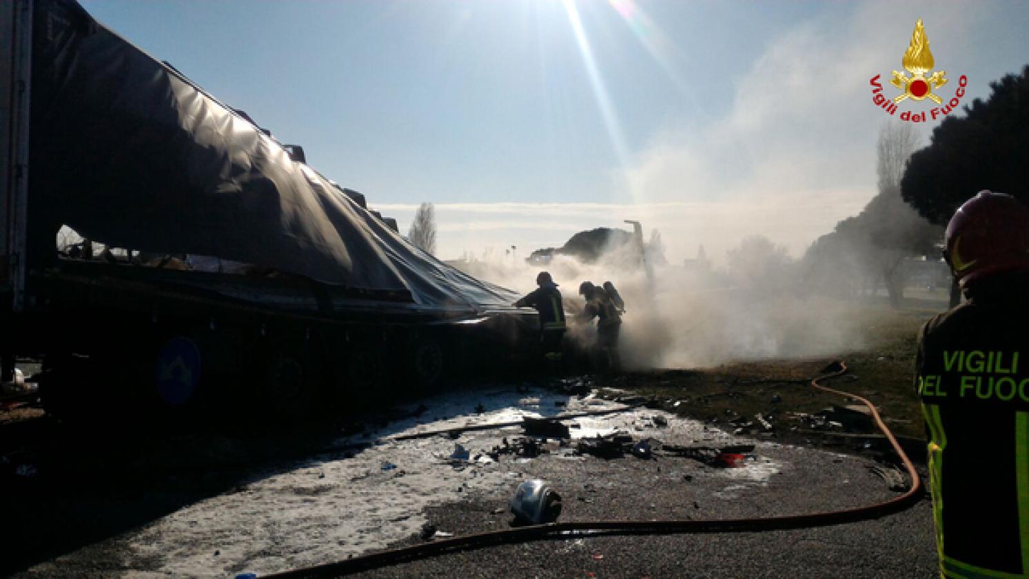 Porto Viro incidente mortale romea foto pompieri (
